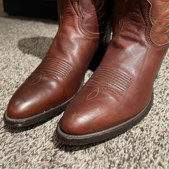 Nocona Men’s 7B model 7520-27-403 in Redwood Deertan Cowboy Boots - Picture 4 of 12